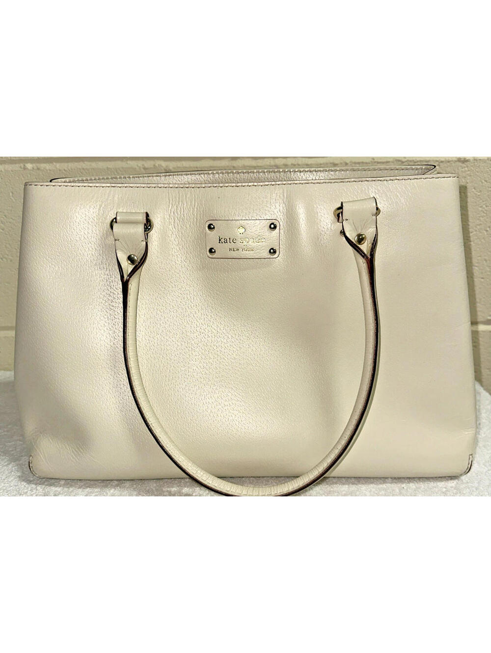 KATE SPADE Lrg Double Handle Shoulder Bag Ivory With Pink Red Polka Dot Inside